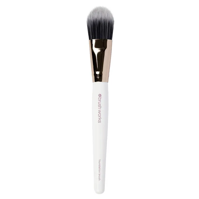 BRUSHWORKS Foundation Brush