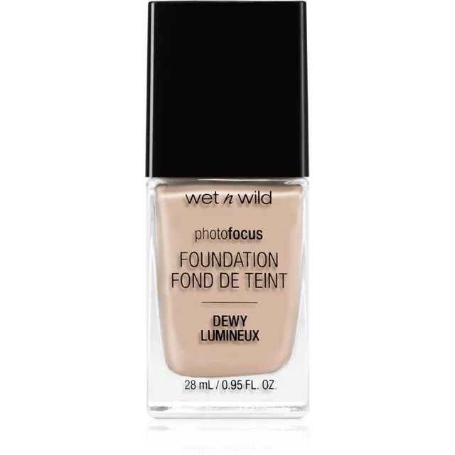 Wet n Wild PhotoFocus Kerge tooniv niisutaja sära andva efektiga varjund Soft Ivory 28 ml
