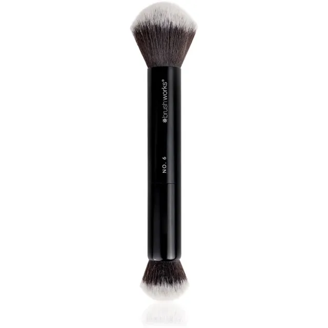 Brushworks Double Ended Väike pintsel vedelate, kreemjate ja puudertoodete jaoks tüüp NO. 6 1 tk