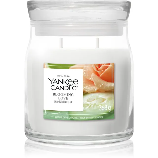 Yankee Candle Blooming Love lõhnaküünal 368 g