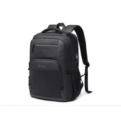 Seljakott Bange 1921 15.6 USB, must