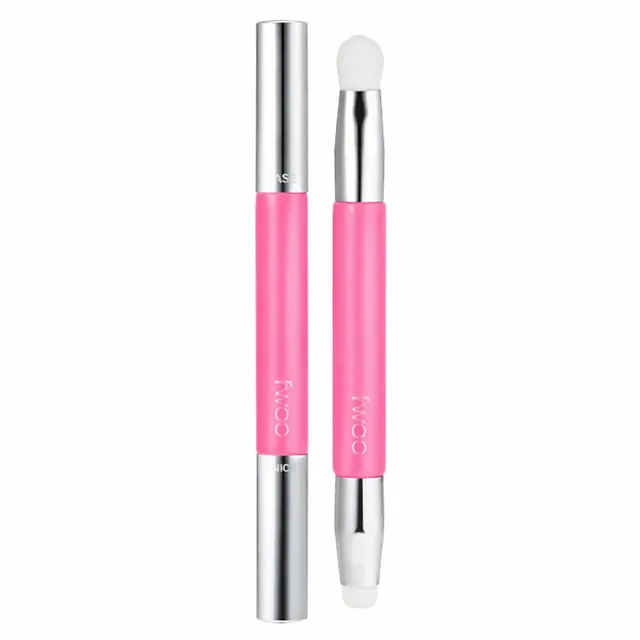 FWEE Featherlike Dual Eyeshadow Brush