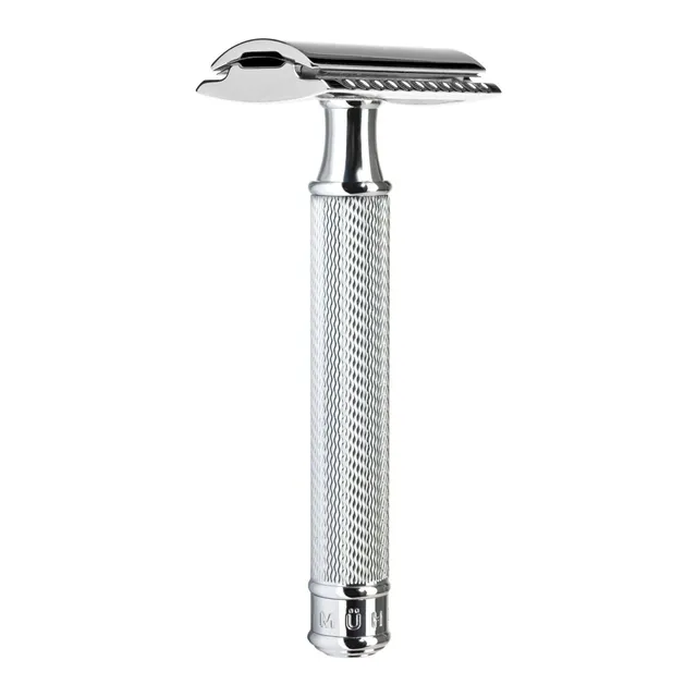 Klassikaline raseerija Closed Comb
