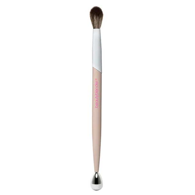 BEAUTYBLENDER High Roller Crease Brush & Cooling Roller
