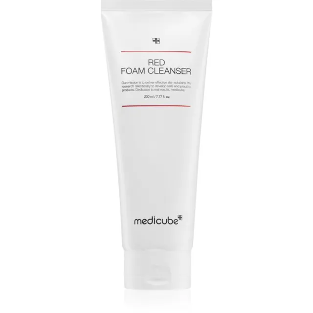 Medicube Red Foam Cleanser Sügavpuhastav vaht rahustavate efektidega 230 ml