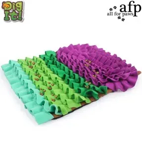 Nuuskimismatt koerale, kandiline Rectangle Fluffy Mat (AFP - Dig It)