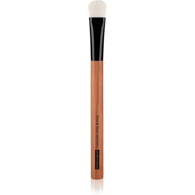 Diva & Nice Cosmetics Professional Jumestus- ja peitekreemi pintsel MAX 224/5 1 tk
