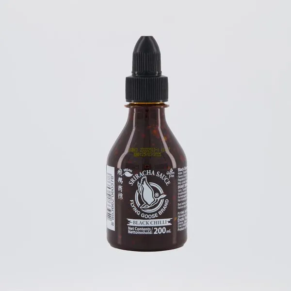 Sriracha musta tšilli kaste 200ml Tai