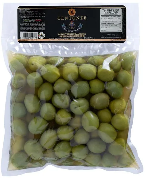 Rohelised oliivid soolvees